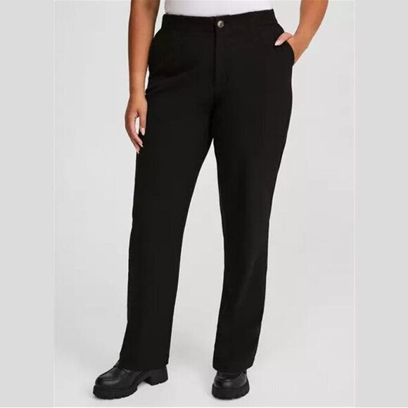torrid Pants - Torrid - Relaxed Straight Leg Brushed Twill High-Rise Pant in Deep Black
